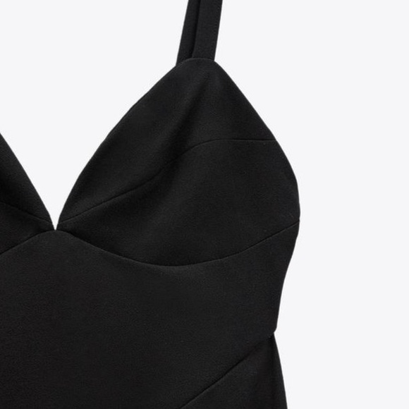 Long strappy jumpsuit - Picture 7 of 7